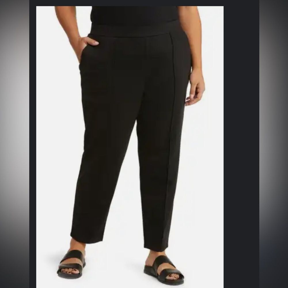 New Eileen Fisher, black tapered, ankle cropped elastic waist jersey crepe pants